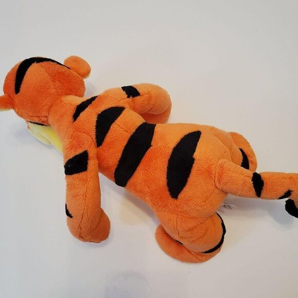Disney Store Exclusive 17" Tigger Plush - Picture 8 of 8